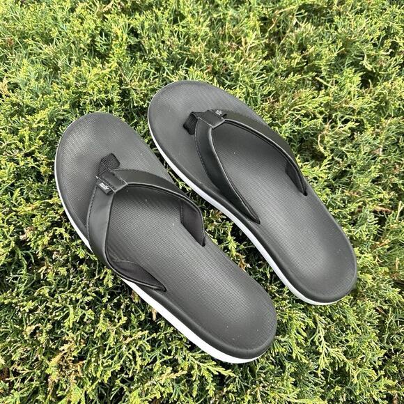 Nike Bella Kai Women’s Flip‎ Flop Sandals Size 6 Black - Picture 7 of 14